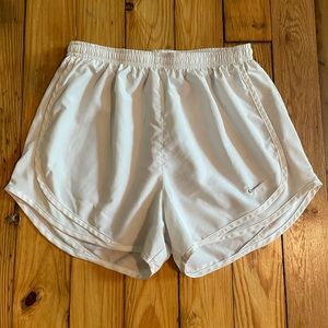 Authentic Nike white Athletic shorts